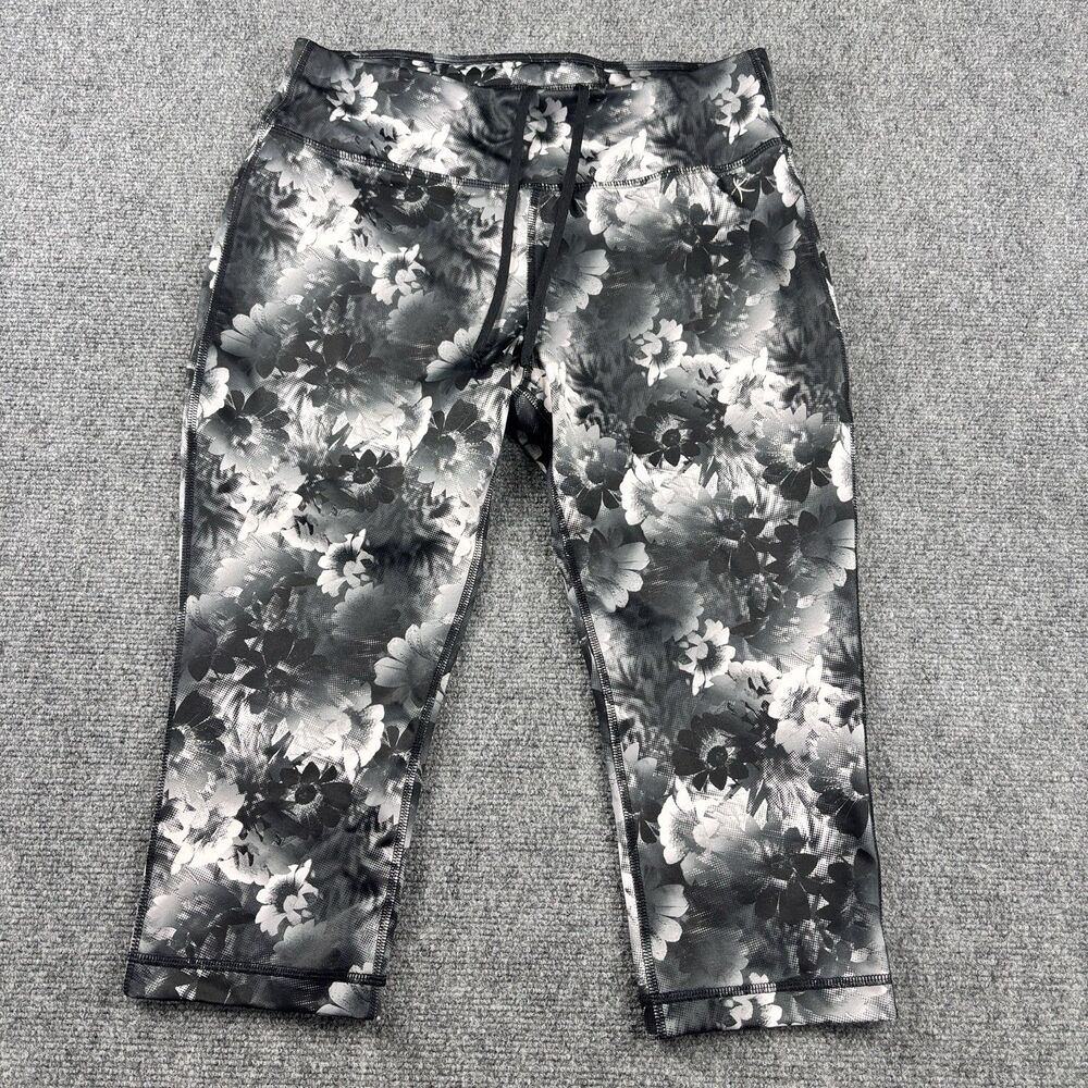 Danskin Now Leggings Womens M 8-10 Gray Floral Capri Drawstring